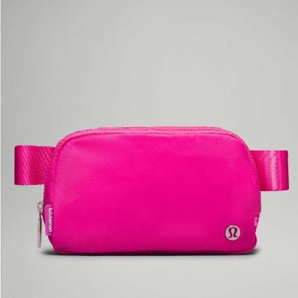 lululemon Everywhere Belt Bag 1L, Sonic Pink/White, NEW - Picture 1 of 6